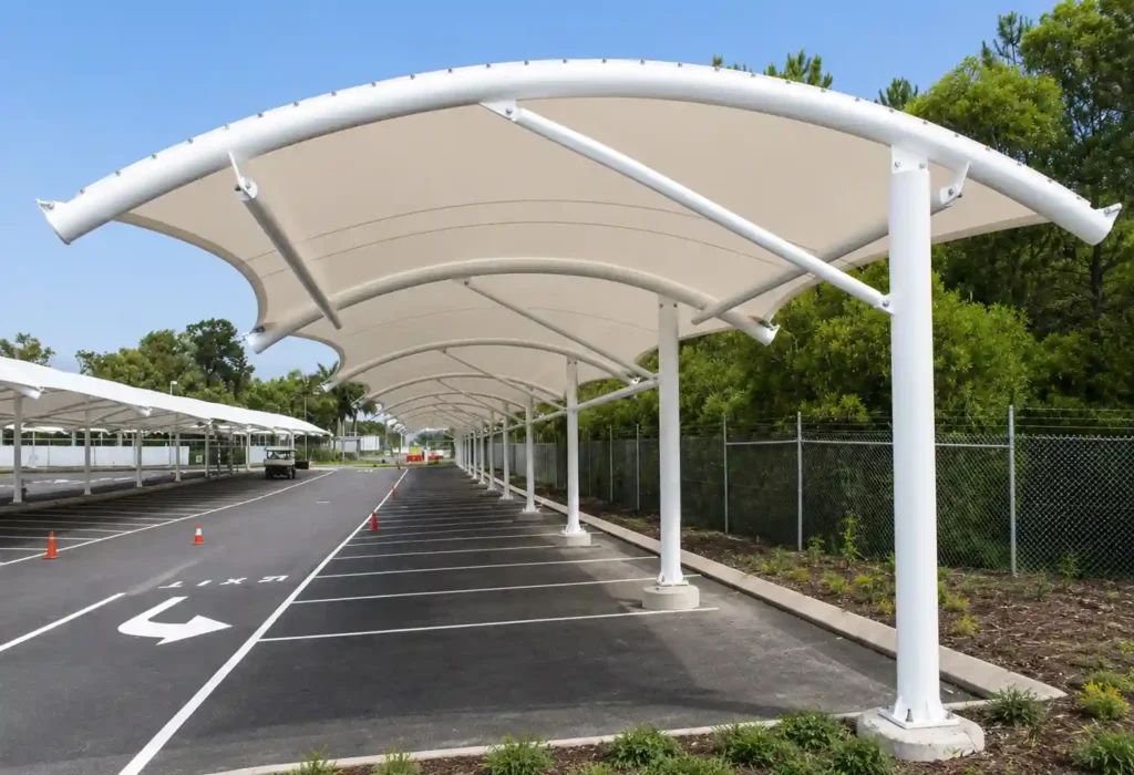 Curved premium curtain system suitable for premium curtains in Riyadh.